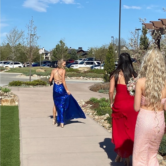 Sherri Hill Blue Sparkly prom dress. Worn once. Size 0 train & crossed back - Picture 4 of 5